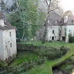 La Truffiere Cirq Lapopie Saint-Cirq-Lapopie
